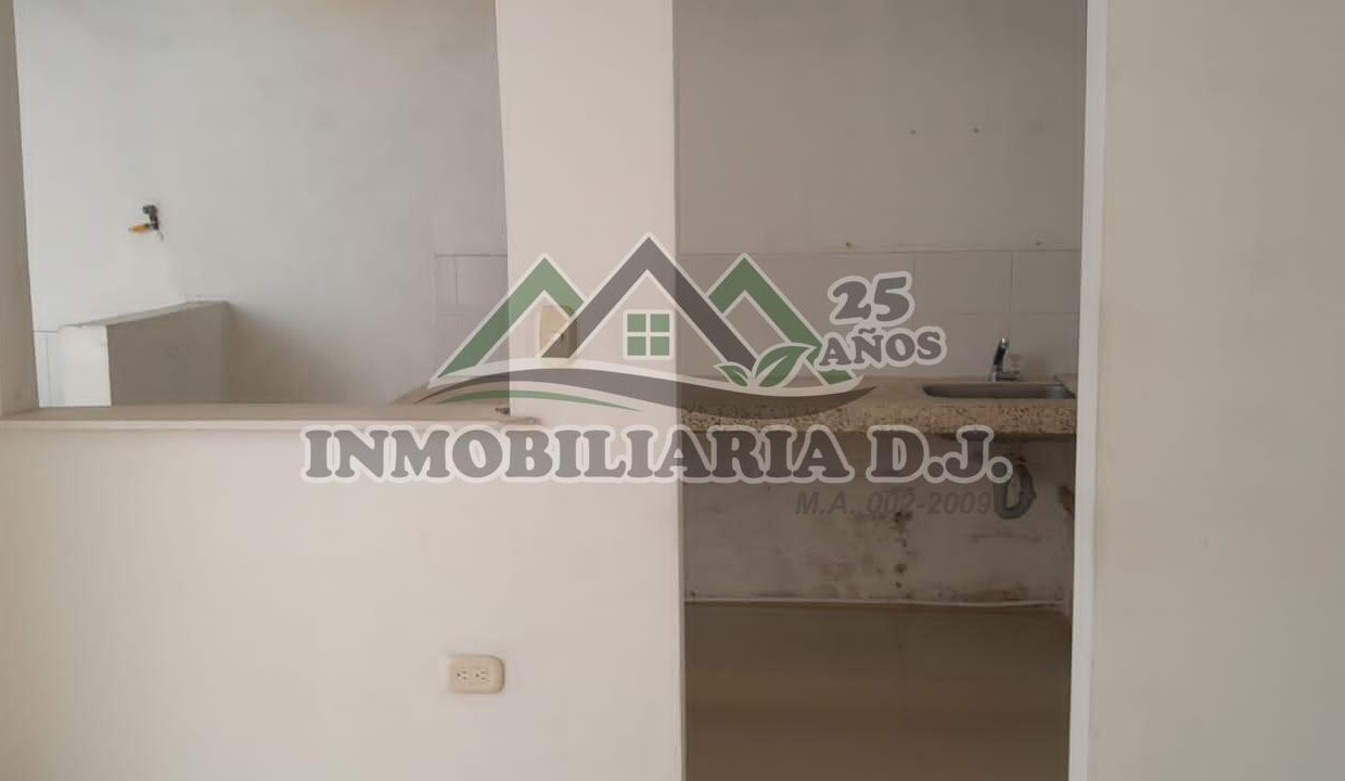 WhatsApp Image 2025-02-11 at 4.41.53 PM (5)