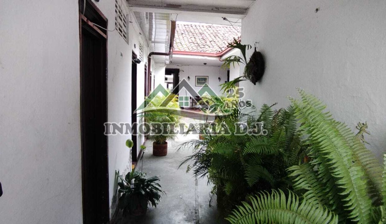 WhatsApp Image 2025-05-17 at 11.47.05 AM