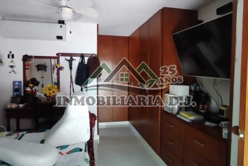 WhatsApp Image 2025-05-29 at 3.08.14 PM (1)