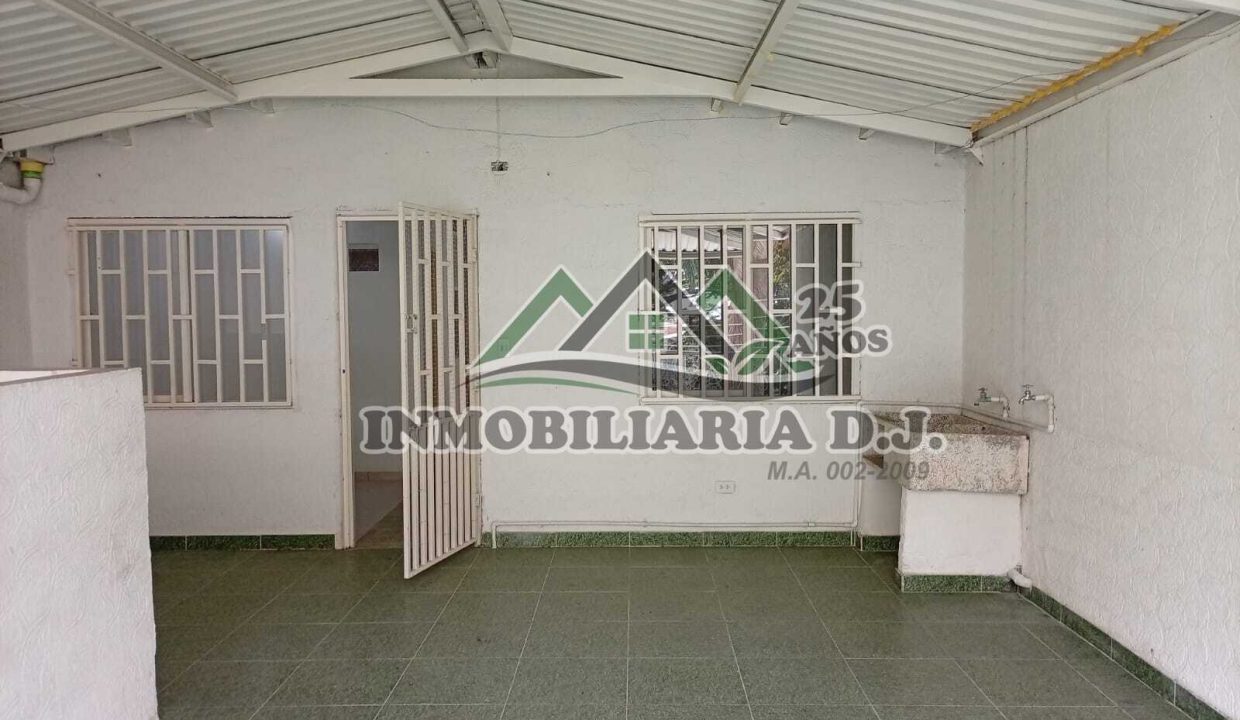 WhatsApp Image 2025-10-16 at 5.03.50 PM