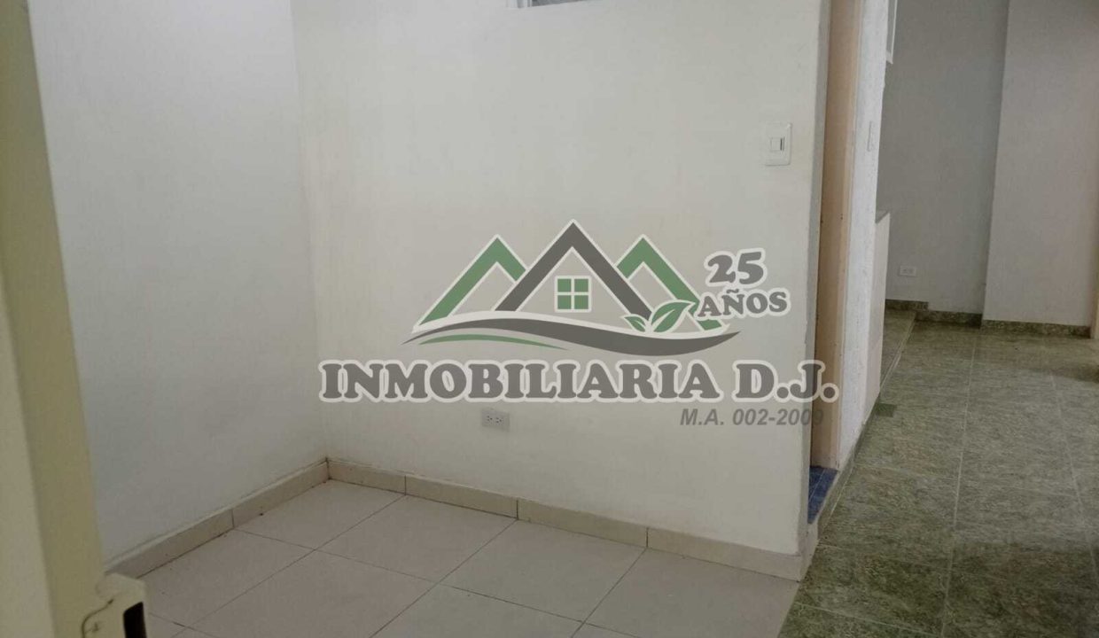 WhatsApp Image 2025-10-16 at 5.03.51 PM (1)