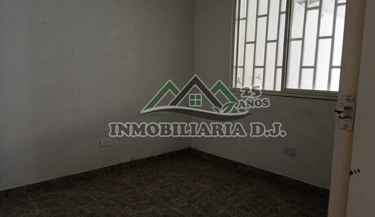 WhatsApp Image 2025-10-16 at 5.03.51 PM (2)