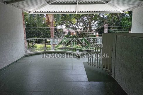 WhatsApp Image 2025-10-16 at 5.03.51 PM